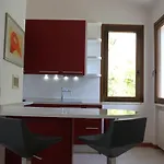 Villino Con Piscina فيلة تيرني