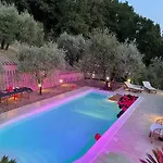 Villino Con Piscina فيلة